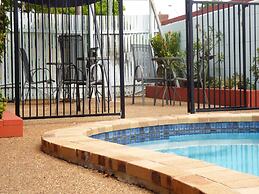 Banjo Paterson Motor Inn