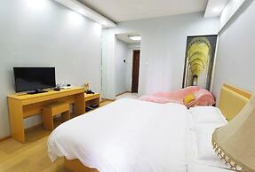 Chengdu Azure Apartment