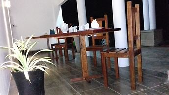 Asharo Sigiriya Villa