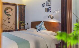 Pandora Vista Retreat