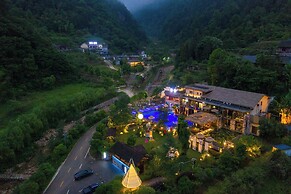 Pandora Vista Retreat