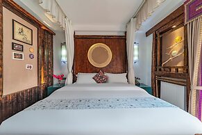 Pandora Vista Retreat