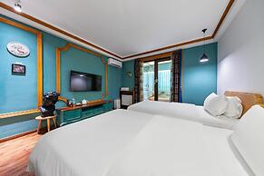 Pandora Vista Retreat