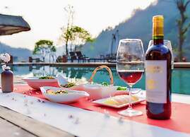 Pandora Vista Retreat