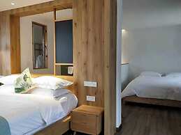 Pandora Vista Retreat