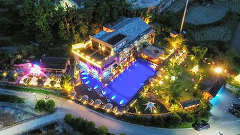 Pandora Vista Retreat