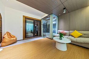 Pandora Vista Retreat