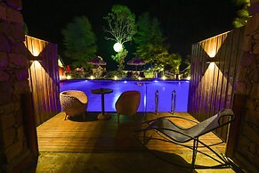 Pandora Vista Retreat