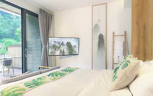 Pandora Vista Retreat