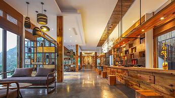 Pandora Vista Retreat