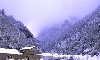 Pandora Vista Retreat