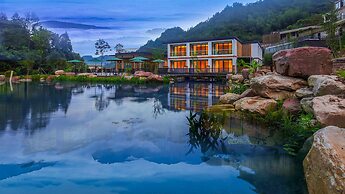 Pandora Vista Retreat