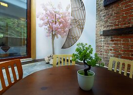 Pandora Vista Retreat