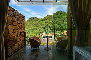 Pandora Vista Retreat