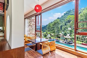 Pandora Vista Retreat