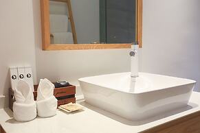 Pandora Vista Retreat