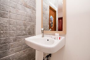 OYO 1251 Residence 8