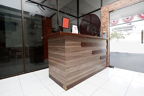 OYO 1251 Residence 8