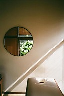 Wave House - Surf Camp