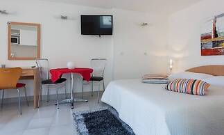 Apartments Cable car