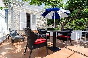 Apartments Cable car