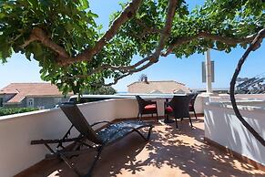 Apartments Cable car