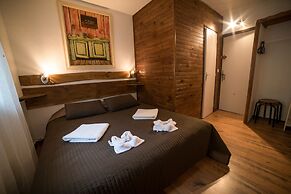 Chalet Les Moineaux : Gites et Chambres d'Hotes