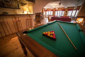 Chalet Les Moineaux : Gites et Chambres d'Hotes