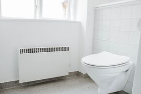 3 Bedroom Apartment in Latin Quarter