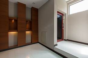 Aqua Villa A.1 by Natthita