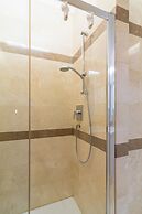 Elegant Flat at Municipio by Napoliapartments