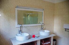 Villa Rafia Guesthouse