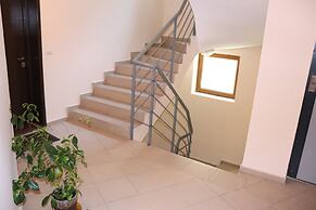 Apartment Perushtiza