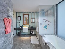 Hilton Dalian Golden Pebble Beach Resort