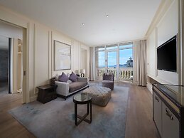 Hilton Dalian Golden Pebble Beach Resort