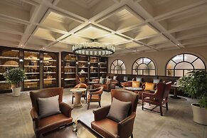 Hilton Dalian Golden Pebble Beach Resort