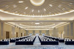 Hilton Dalian Golden Pebble Beach Resort