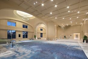 Hilton Dalian Golden Pebble Beach Resort