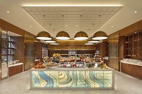 Hilton Dalian Golden Pebble Beach Resort