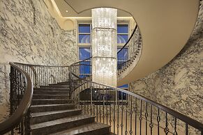 Hilton Dalian Golden Pebble Beach Resort