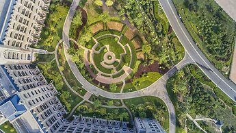 Hilton Dalian Golden Pebble Beach Resort