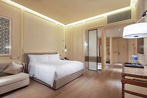 Hilton Dalian Golden Pebble Beach Resort