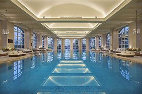 Hilton Dalian Golden Pebble Beach Resort