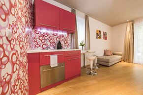 Room 4 & 5 Apartments