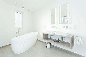 Room 4 & 5 Apartments