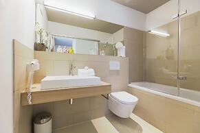 Room 4 & 5 Apartments