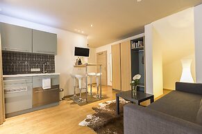 Room 4 & 5 Apartments