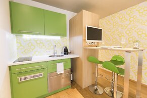 Room 4 & 5 Apartments