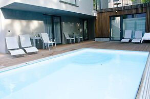 Room 4 & 5 Apartments