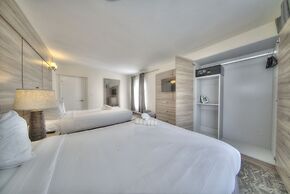 Riverside Apartments By The Beach